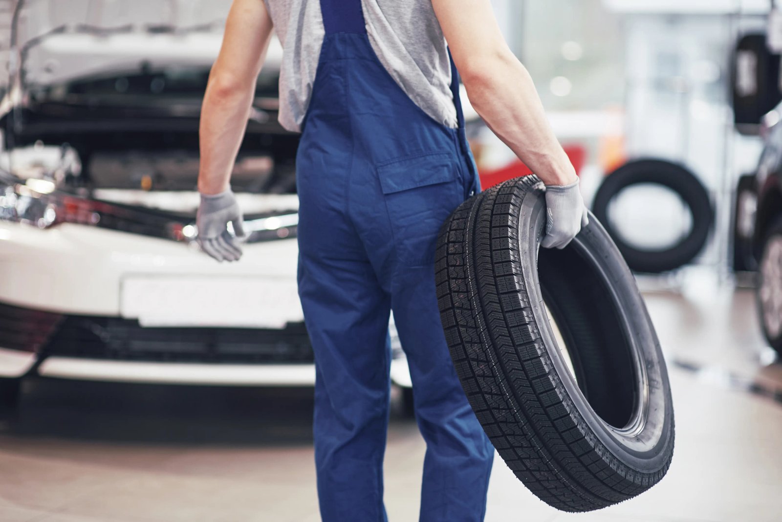 TYRE SHOP